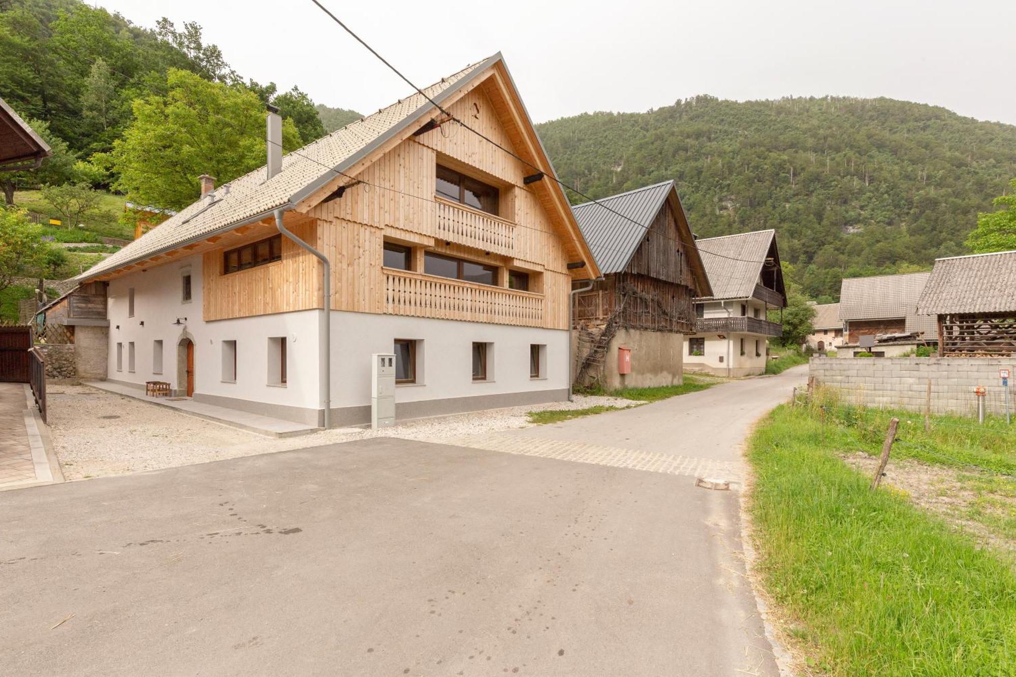 Farmhouse Chalet Apartments Bohinjska Bistrica ภายนอก รูปภาพ